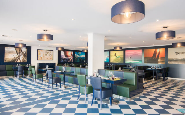 Отель Vila Galé Náutico