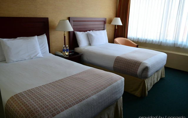 Coast Discovery Inn