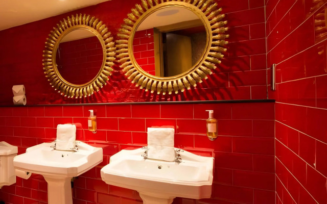 Arthouse Hotel