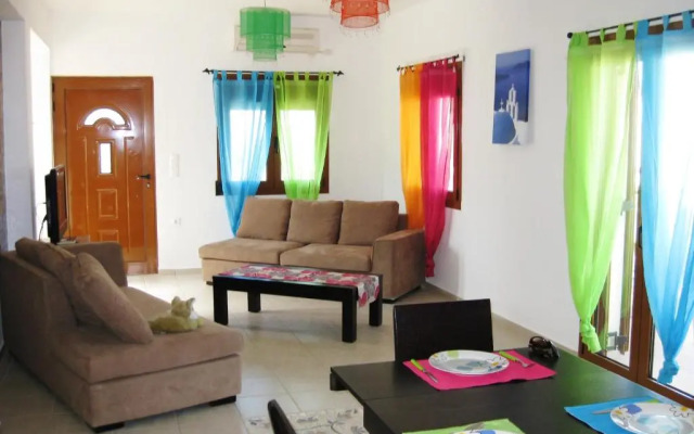 Vrisi Apartments & Villa