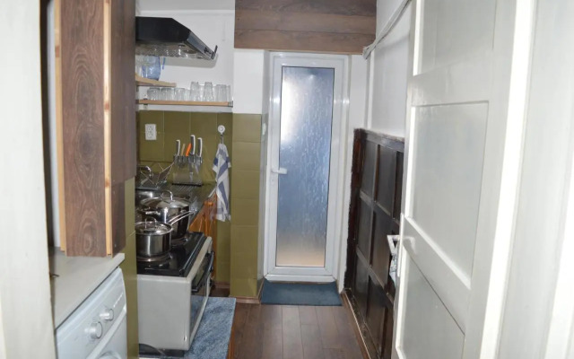 Atelier 9 - Art Mansard Studio