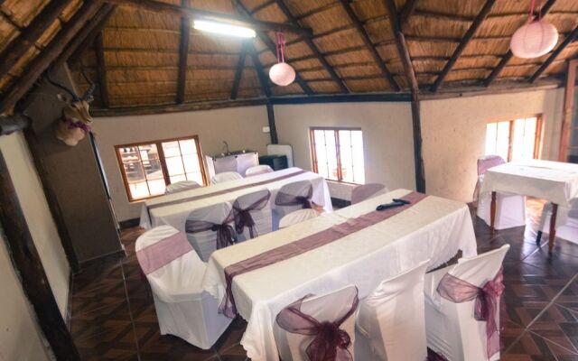 Lekoa Bed and Breakfast and Trading