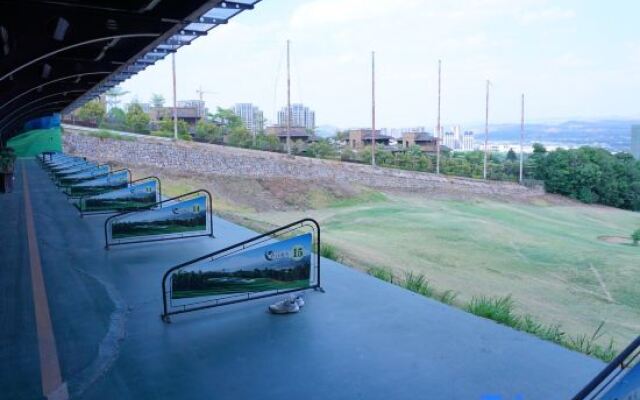 Huanxi Hot Spring Villa