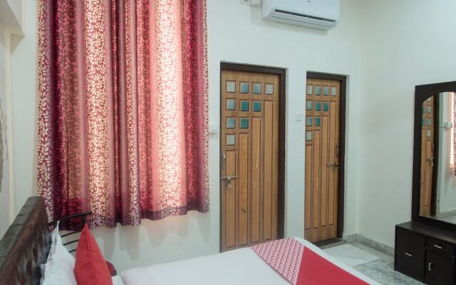 OYO 11743 Hotel Shree Krishna