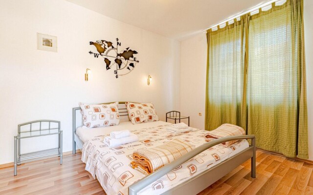 Stunning Home in Loviste With Wifi and 3 Bedrooms