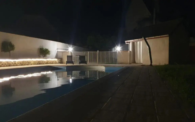 Gite Chateau D'espalungue, Piscine Et SPA