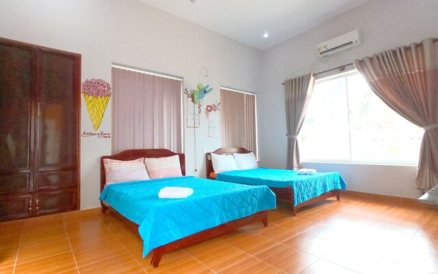 Goc Bien Homestay