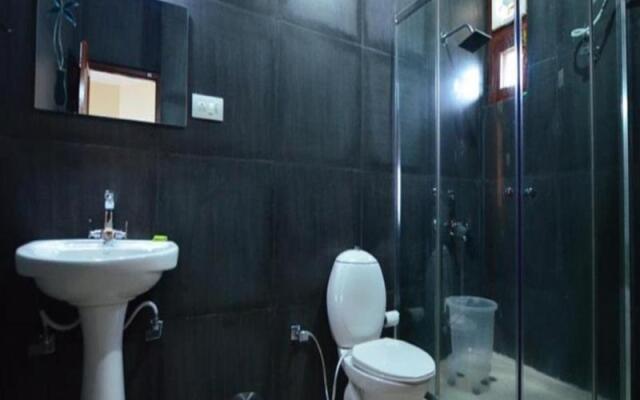 OYO 35461 Deodar Villa