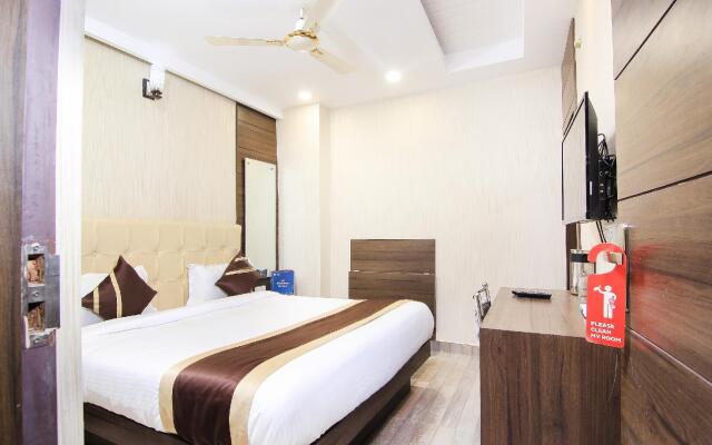 OYO 14767 Welcome Inn