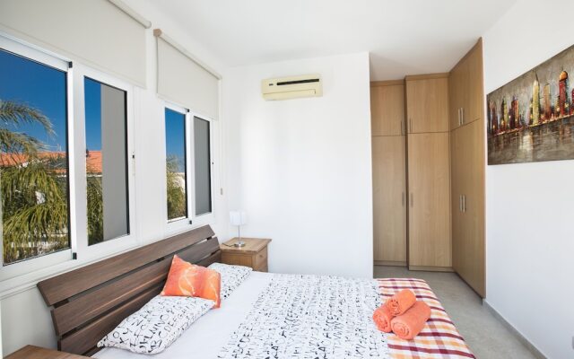 Protaras Holiday Villa Me25