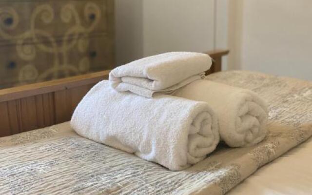 Fleur De Lys Bed & Breakfast