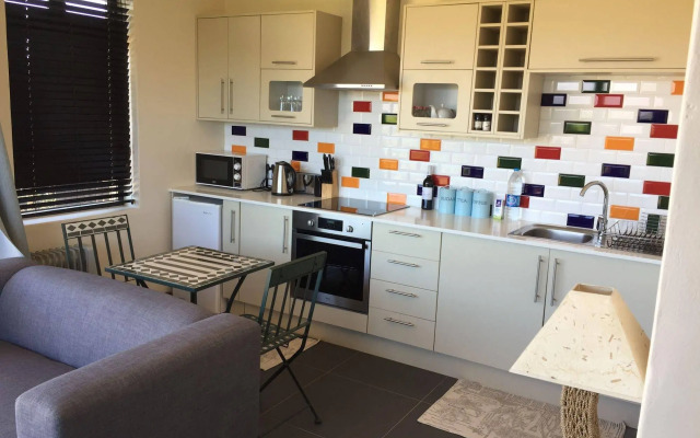 Sunrise and Sunset Apartments at Domaine Coutelier