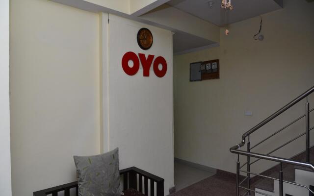 OYO 29907 Hotel Iqra Inn