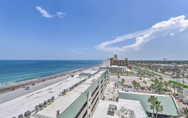 Daytona Beachfront Condo w/ Ocean View