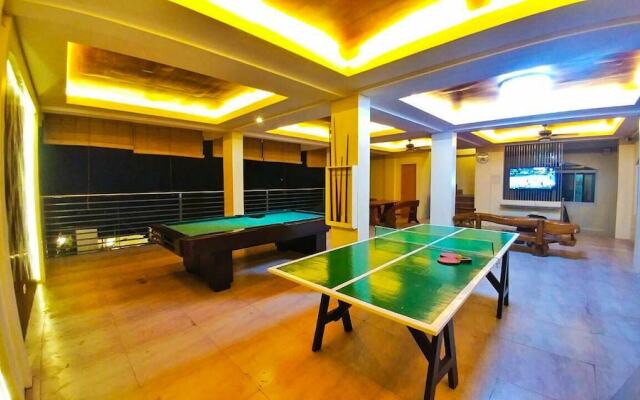 Summer Palace Hotspring Resort