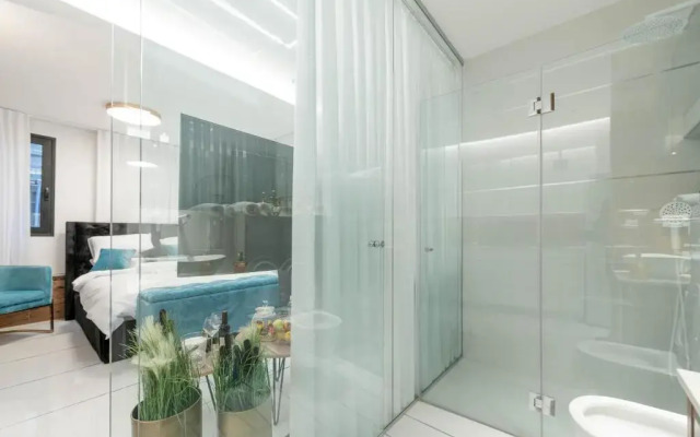 Colors Suites in Netanya