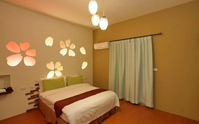 Happy Life Hostel