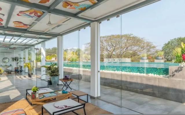 El Arbol by Hireavilla-2br w Rooftop Pool in Nerul