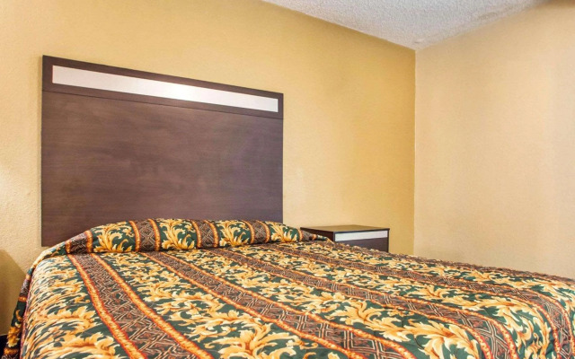 Rodeway Inn Mount Laurel Hwy 73