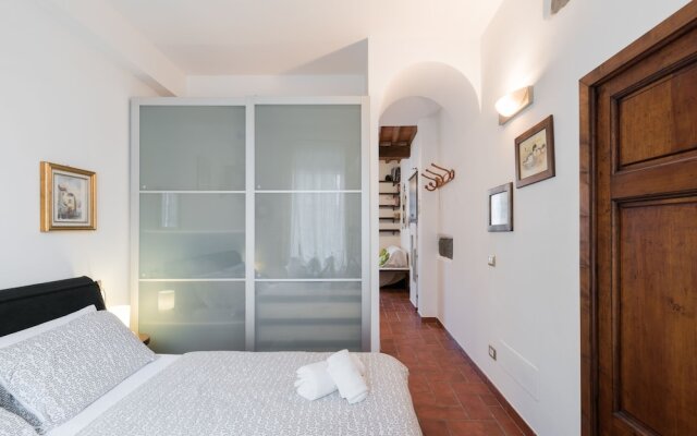 Senese 25B - Keys Of Italy