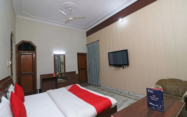 OYO 16270 Hotel Sweet Home