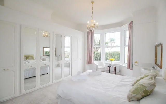 Weymouth Bay Apartment A