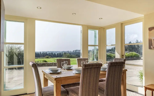Tregoninny Vineyard and Woodland Farmhouse
