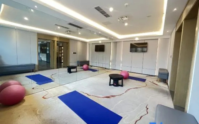 Qingyuan Aoster Apartment (Wanda Gulongxia Branch)