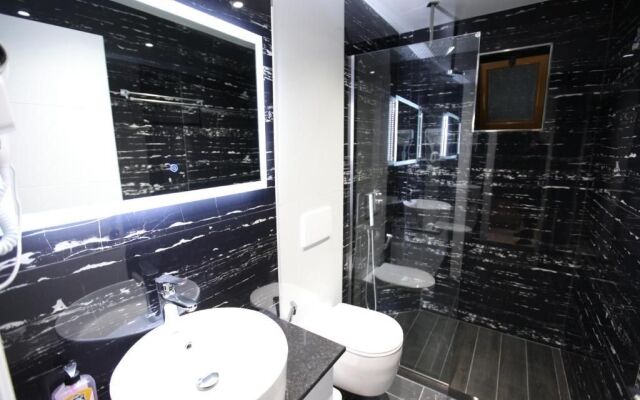 Central Park Hotel Ksamil