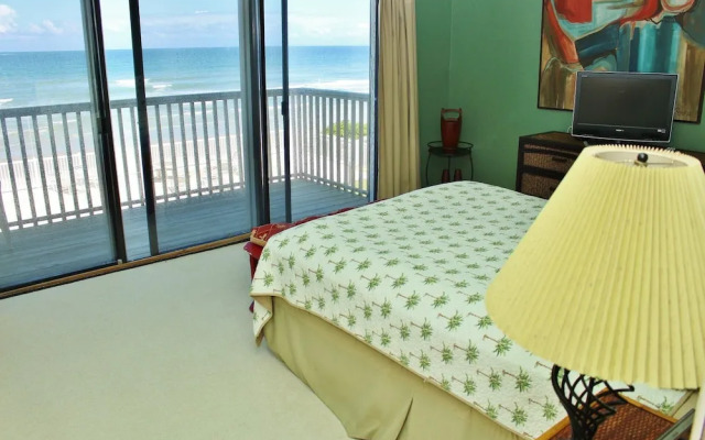 Oceanside Village D2