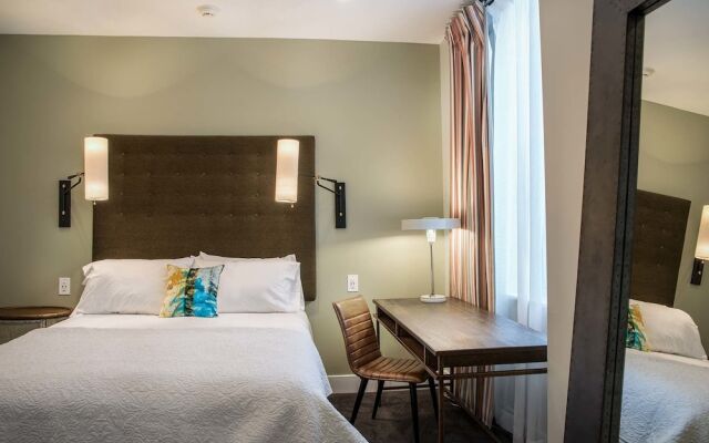 Inn On Camac