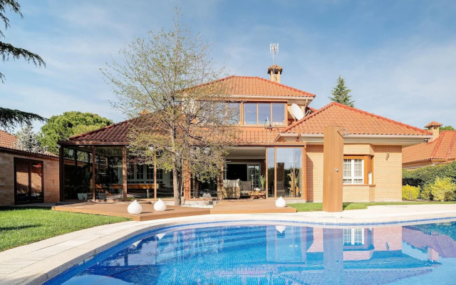 M Taj13 Madrid Chalet de Lujo con Piscina Gim
