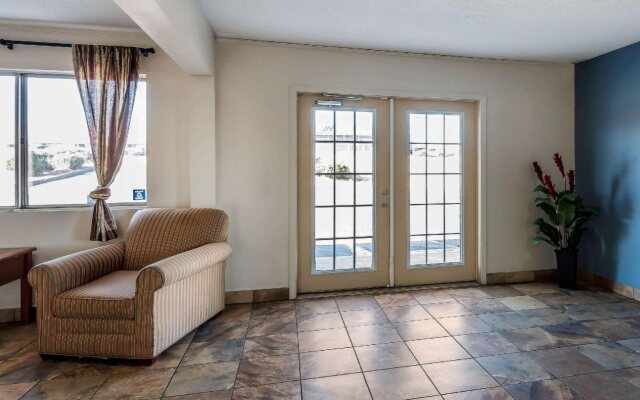 Rodeway Inn & Suites