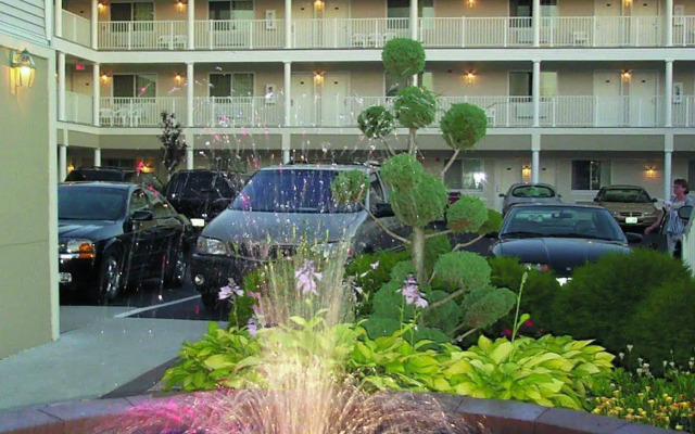 Parkside Inn Bridgeview