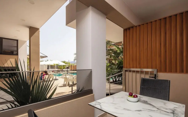 Sapphire Horizon Suites
