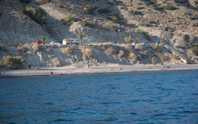 Sarikampos Beach