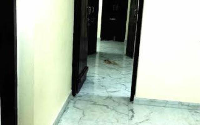 Raghavi Tourist Home
