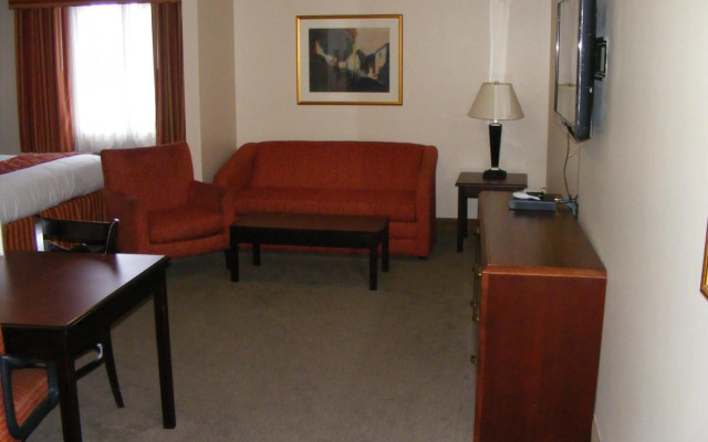 Ashley Quarters Hotel Cincinnati Airport