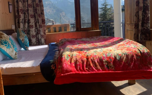 Tourist Hotel