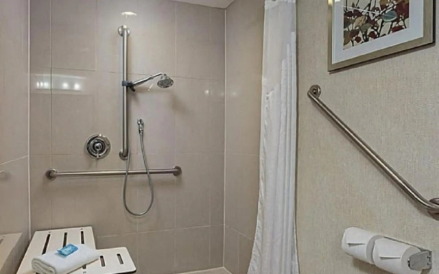 Holiday Inn Express & Suites Ottawa East - Orleans by IHG