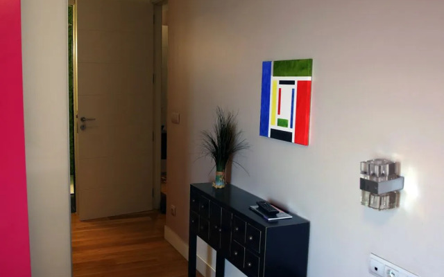SEAFRONT LUXURY STUDIO by www.SanSebastianApartments.es