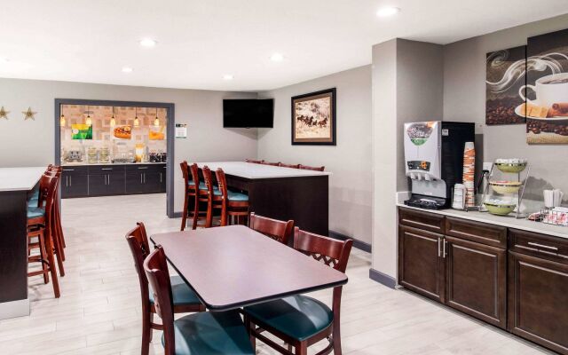 Quality Inn & Suites Plano East - Richardson