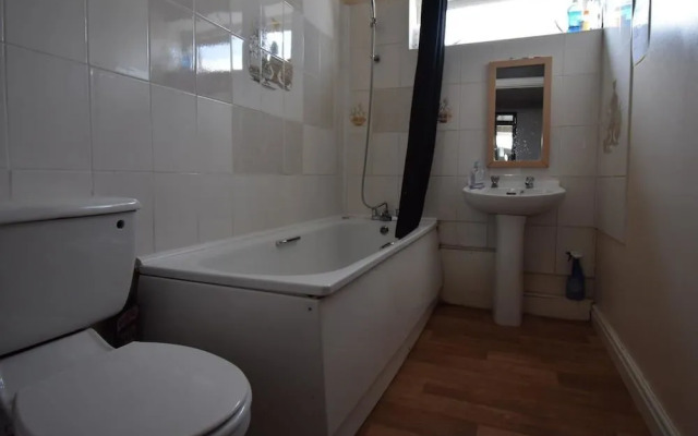 Racecourse Guest House