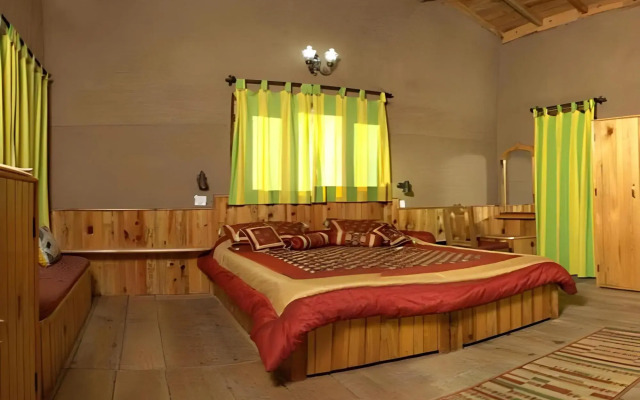 Perfectly Located Resort amidst Majkhali Woods