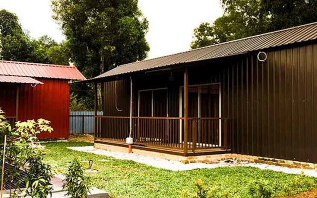 Pondok2 Cabin Stay Shah Alam