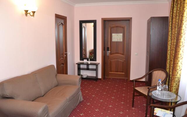 Славянская