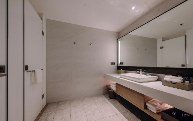 Four Points by Sheraton Jiaxing