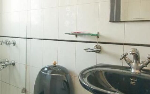 Hotel Sarthak Palace