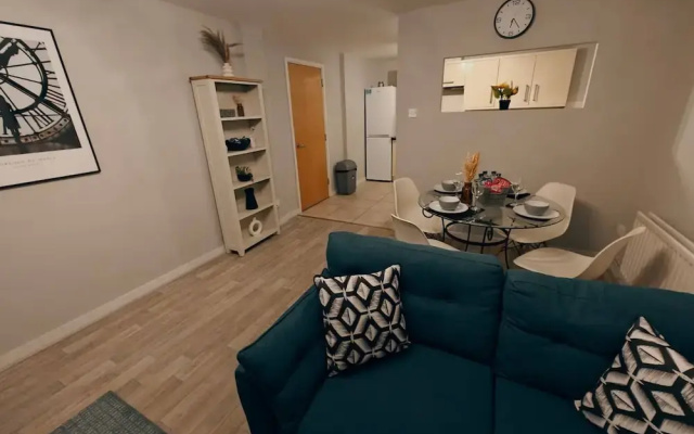 2BR Cosy City Centre Apartment