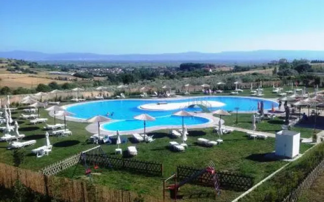 Siris Hotel